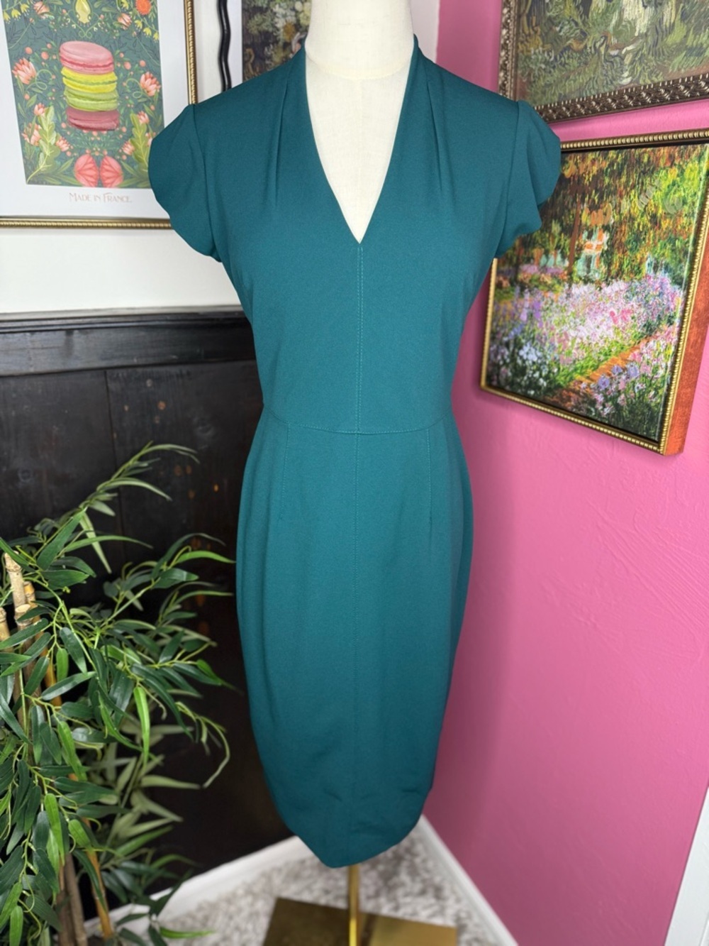 NEW Betsey Johnson V-Neck Sheath Dress Emerald Green Sz 4 - Picture 2 of 12